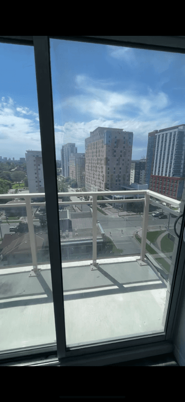 Bright and Spacious 2 Beds and 2 Baths Apartment