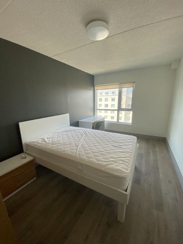 SPACIOUS 1 Bed 1 Bath 1 HESPELER HOUSE UNIT YEAR SUBLEASE