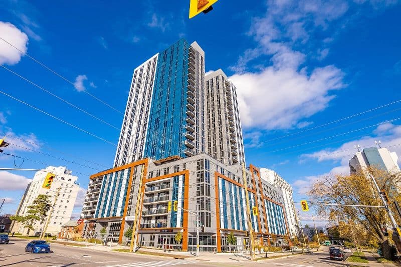 Fully Furnished 2 Bedroom 1 Bath