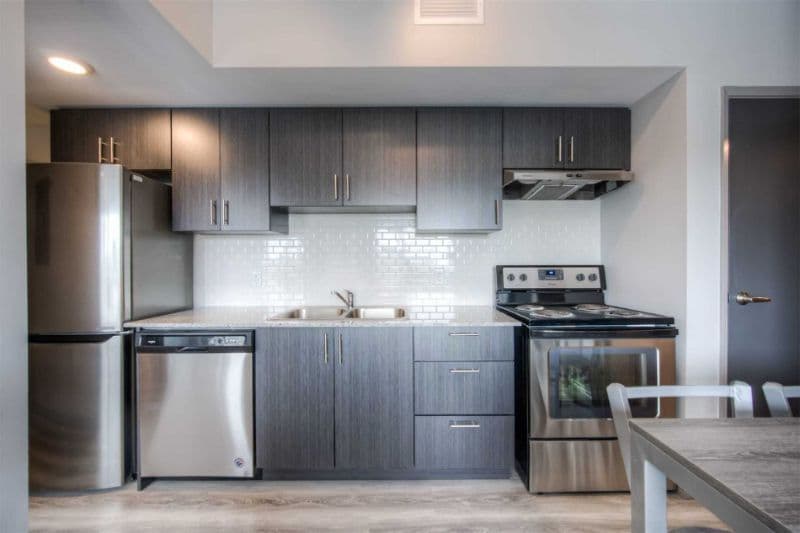 Clean & remodeled room sublet