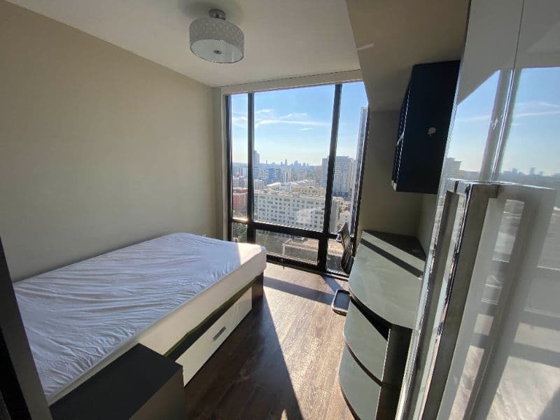 ICON North 2 Bed 1 Bath (1 bed available)